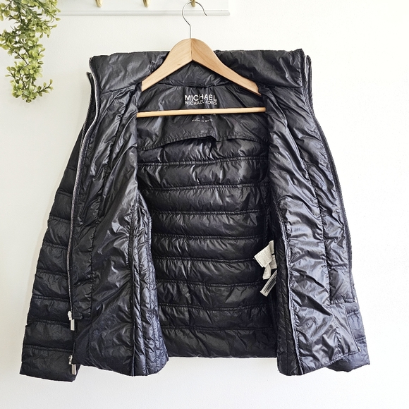 Duck Down MICHAEL Michael Kors Packable Short Down Fill Black Women's Jacket, S - Picture 13 of 16